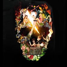 M&ouml;tley Cr&uuml;e