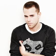 M83