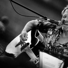 Miha Gu&scaron;tin &ndash; GU&Scaron;TI 